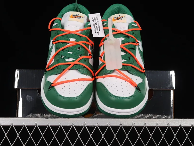 All Categories Nk SB Dunk Series Nk SB Dunk Low Low-top sneakers Pure original version OF x Futura x Dunk OW joint sneakers CT0856-100